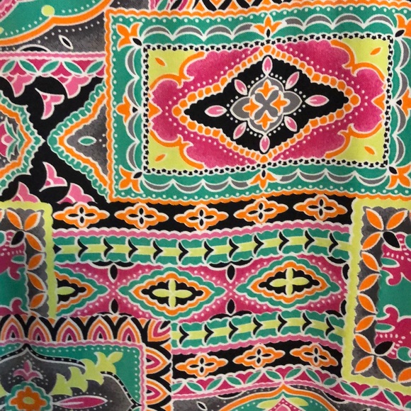 Colorful dress - Picture 2 of 3